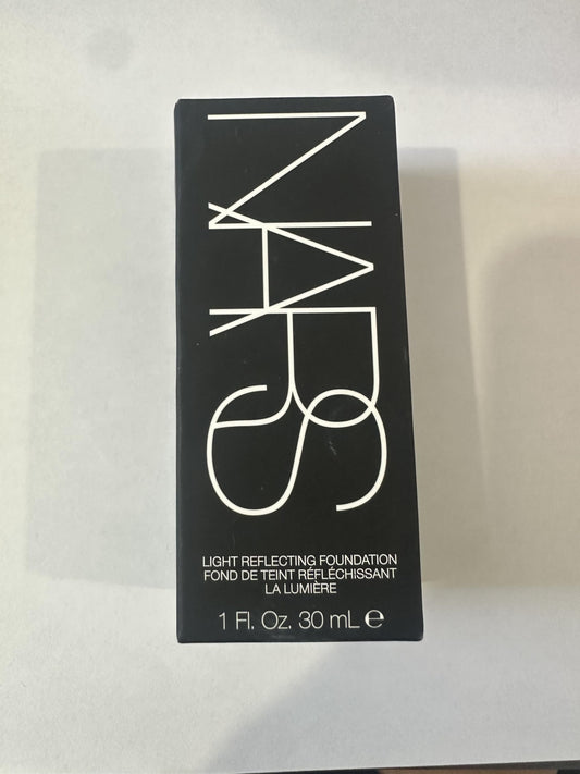 Nars Light Reflecting Foundation - Advanced Makeup-Skincare Hybrid Foundation - 30Ml (Huahine - Deep 2.6)